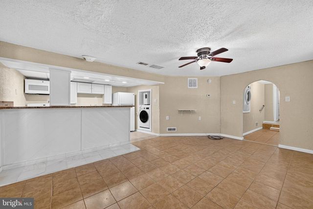 11 WILLIAMS LN, Yardley, PA 19067