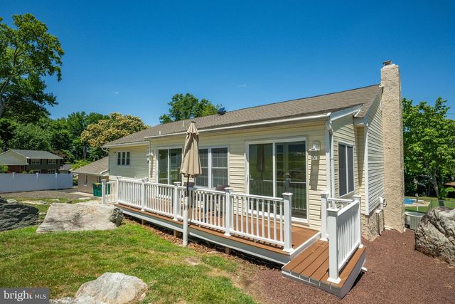 11 WILLIAMS LN, Yardley, PA 19067