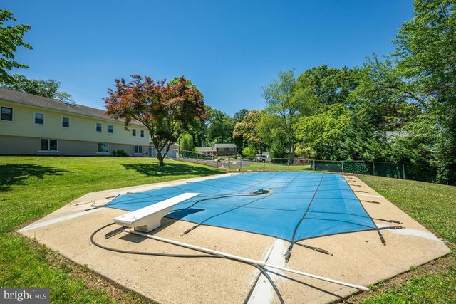 11 WILLIAMS LN, Yardley, PA 19067