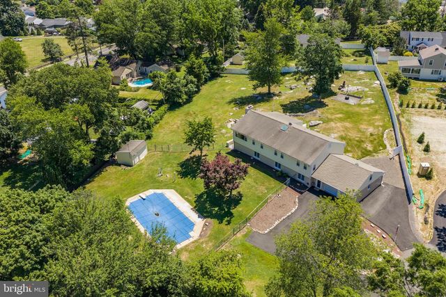 11 WILLIAMS LN, Yardley, PA 19067