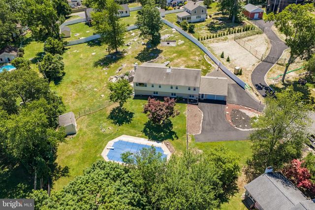 11 WILLIAMS LN, Yardley, PA 19067