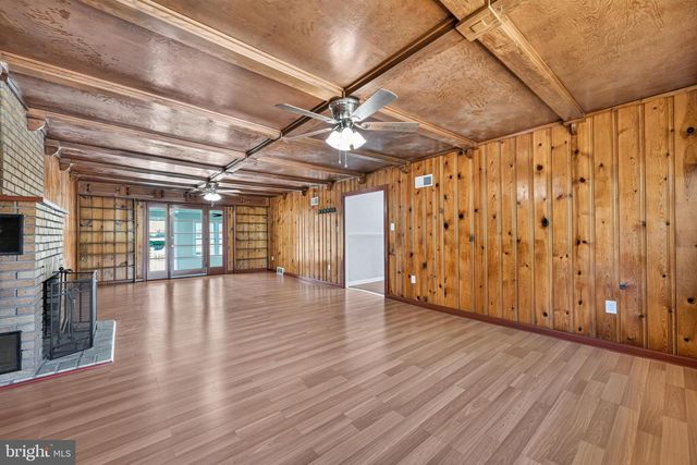 11 WILLIAMS LN, Yardley, PA 19067