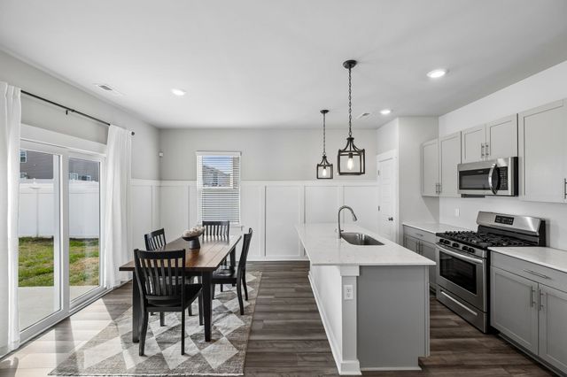 529 Torrey Pines Ln, Lebanon, TN 37087