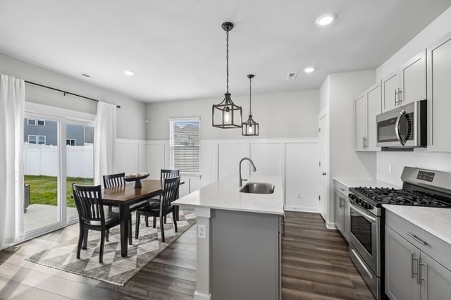 529 Torrey Pines Ln, Lebanon, TN 37087