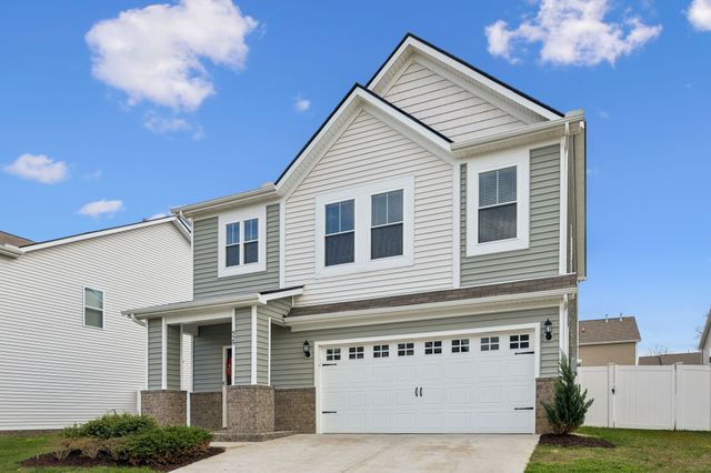 529 Torrey Pines Ln, Lebanon, TN 37087