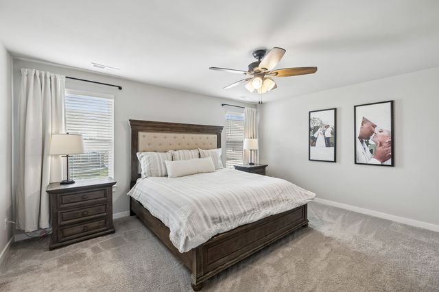 529 Torrey Pines Ln, Lebanon, TN 37087