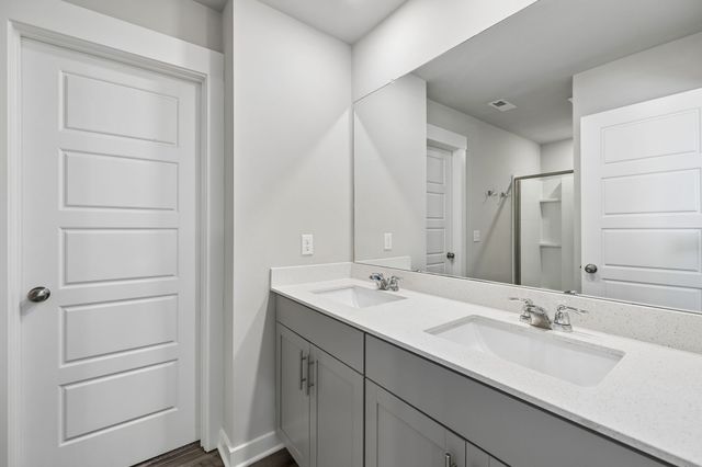 529 Torrey Pines Ln, Lebanon, TN 37087