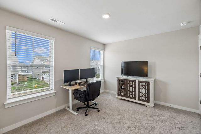 529 Torrey Pines Ln, Lebanon, TN 37087