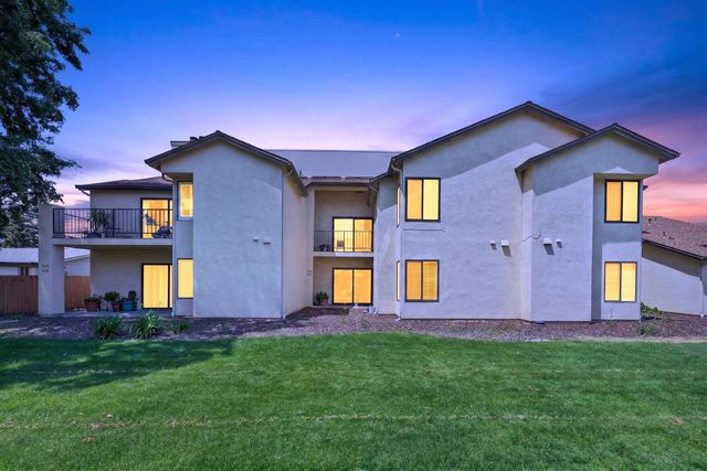 1624 Porter Way, Stockton, CA 95207