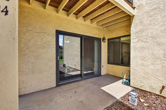 1624 Porter Way, Stockton, CA 95207