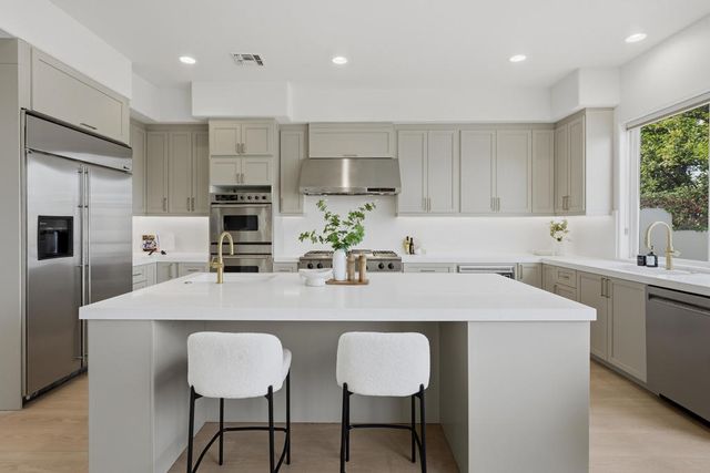 48650 Vista Estrella, La Quinta, CA 92253