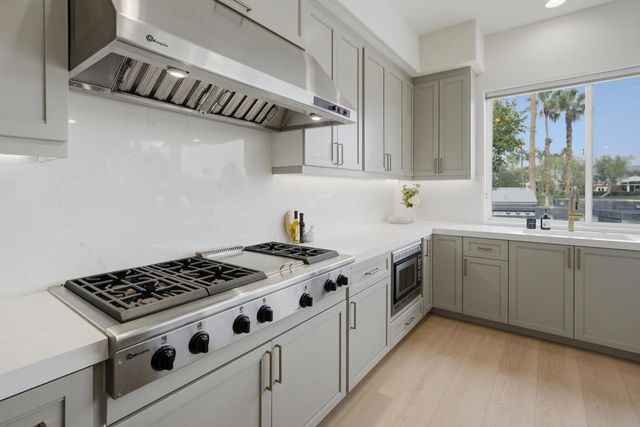 48650 Vista Estrella, La Quinta, CA 92253