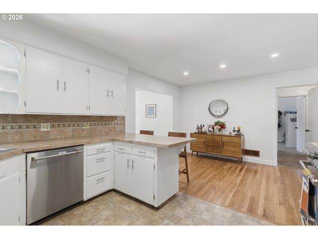 12540 Sw 121ST Ave, Portland, OR 97223
