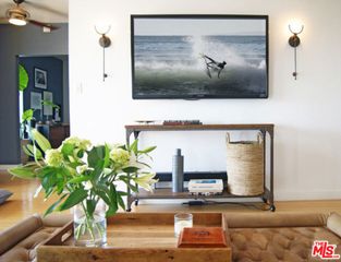 1131 Alta Loma Road 407, West Hollywood, CA 90069