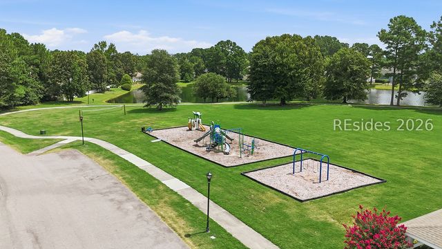 65 Lakes Xing, Bluffton, SC 29910