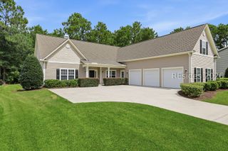65 Lakes Xing, Bluffton, SC 29910