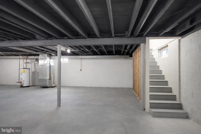 25 VALLEY DR, Pine Hill, NJ 08021