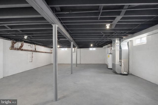 25 VALLEY DR, Pine Hill, NJ 08021