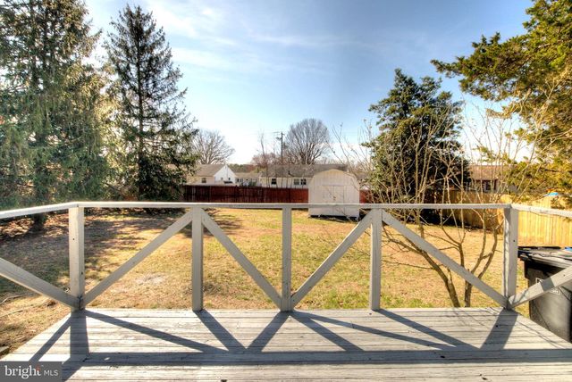 25 VALLEY DR, Pine Hill, NJ 08021