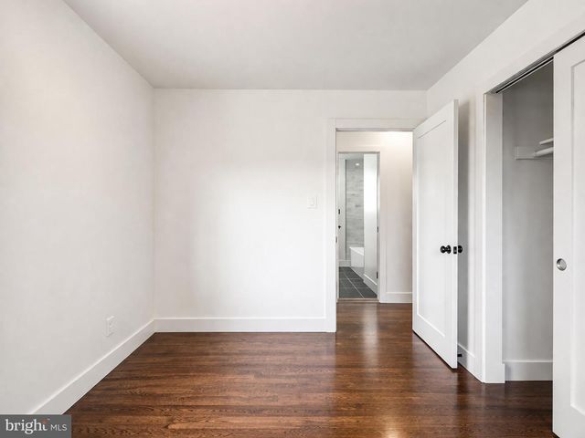 25 VALLEY DR, Pine Hill, NJ 08021