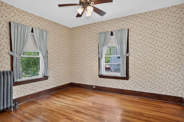 162-164 E Main St, Northborough, MA 01532
