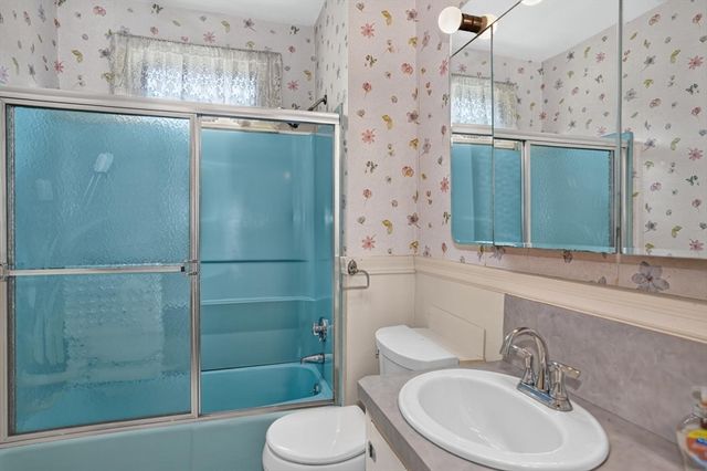 162-164 E Main St, Northborough, MA 01532