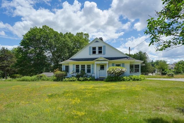 162-164 E Main St, Northborough, MA 01532