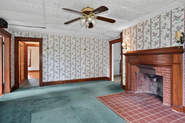 162-164 E Main St, Northborough, MA 01532
