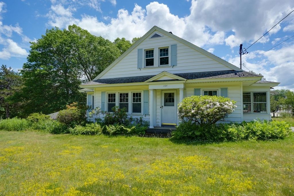162-164 E Main St, Northborough, MA 01532