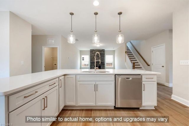 1441 Reading Court K.L.82, Burlington, NC 27217