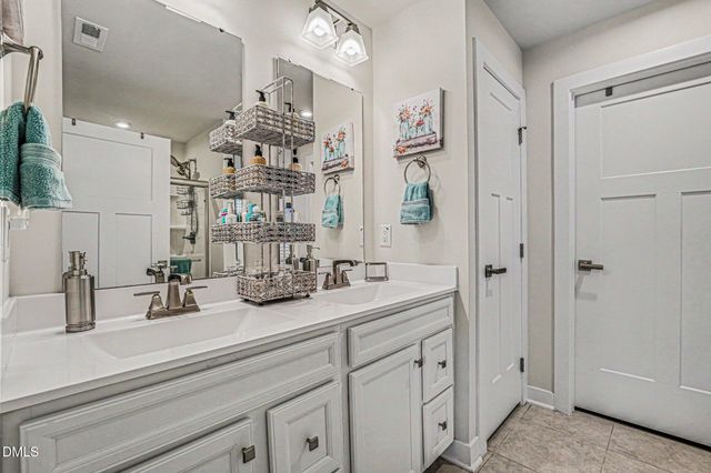8573 Kenridge Lane, Fuquay Varina, NC 27526