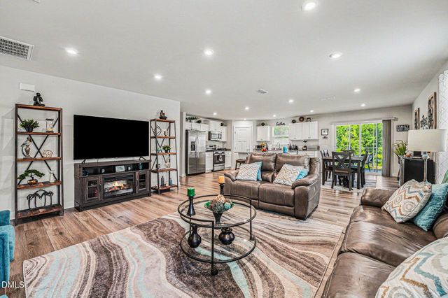8573 Kenridge Lane, Fuquay Varina, NC 27526