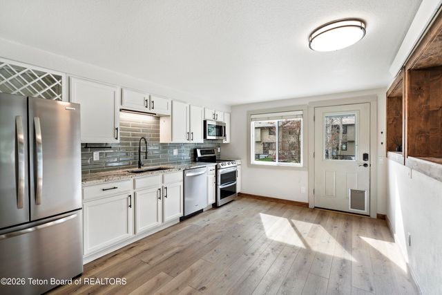 360 E SIMPSON Avenue #19, Jackson, WY 83001