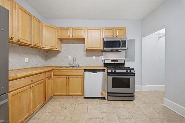 431 W 31st St Apt C2, Norfolk, VA 23508