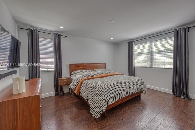 3080 Carysfort Ln, Margate, FL 33063