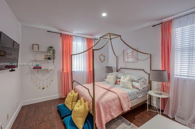 3080 Carysfort Ln, Margate, FL 33063