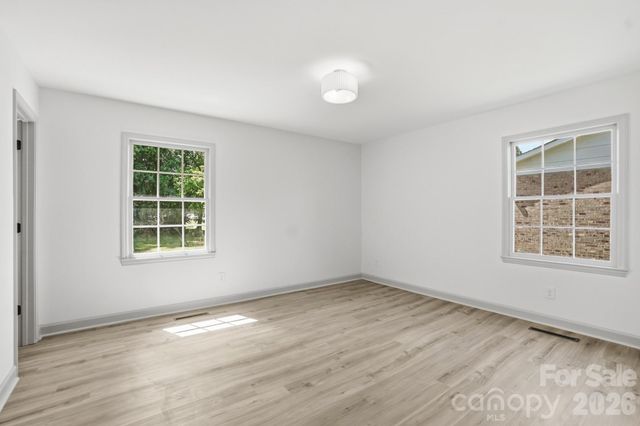 909 Evelyn Avenue, Kannapolis, NC 28083