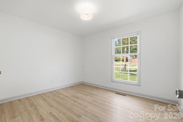 909 Evelyn Avenue, Kannapolis, NC 28083