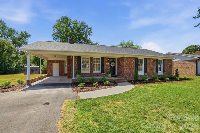 909 Evelyn Avenue, Kannapolis, NC 28083