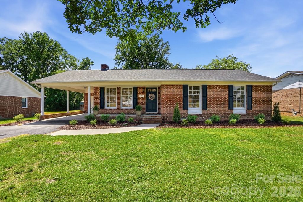 909 Evelyn Avenue, Kannapolis, NC 28083