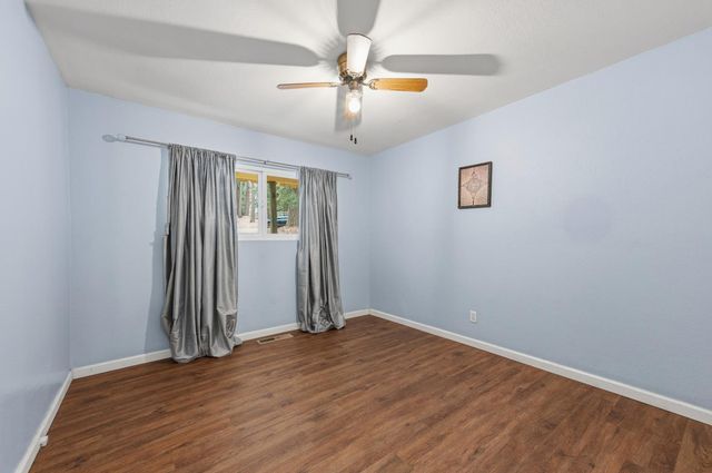 14708 You Bet Rd, Grass Valley, CA 95945