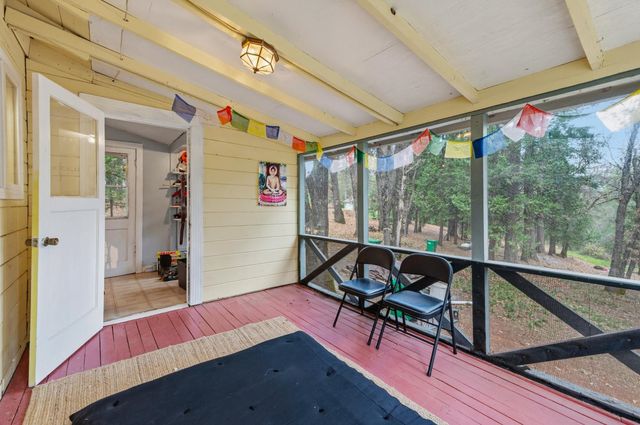 14708 You Bet Rd, Grass Valley, CA 95945