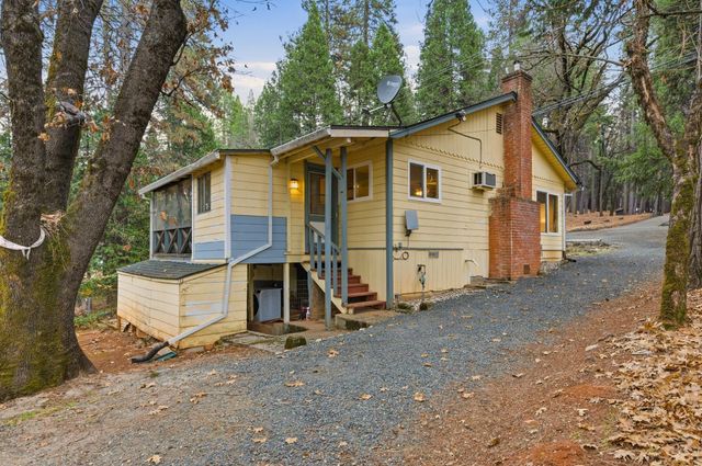 14708 You Bet Rd, Grass Valley, CA 95945