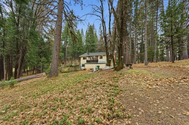 14708 You Bet Rd, Grass Valley, CA 95945
