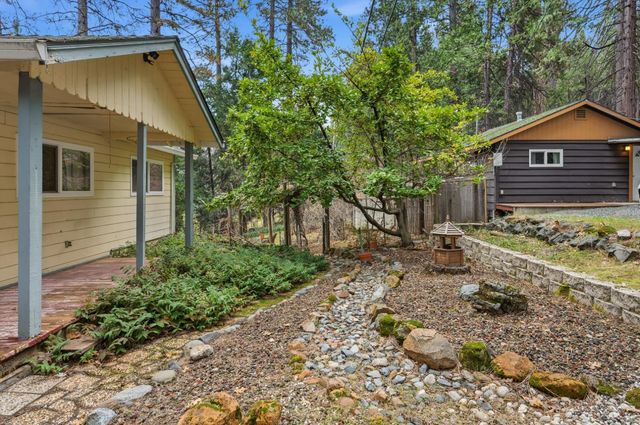 14708 You Bet Rd, Grass Valley, CA 95945