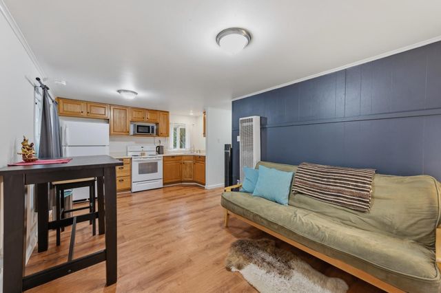 14708 You Bet Rd, Grass Valley, CA 95945