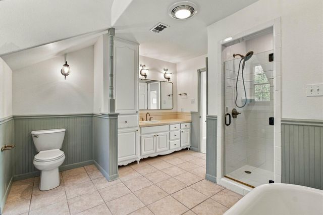 1651 Old Red Ranch RD, Dripping Springs, TX 78620