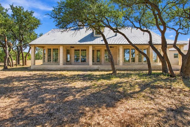 1651 Old Red Ranch RD, Dripping Springs, TX 78620
