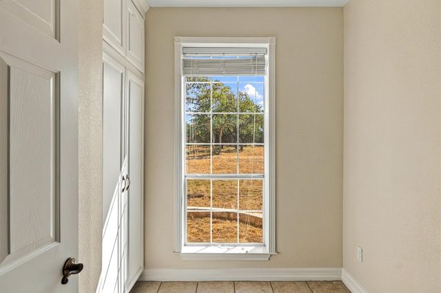 1651 Old Red Ranch RD, Dripping Springs, TX 78620