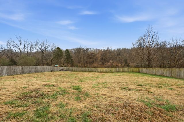 190 Cummings Creek Rd, Clarksville, TN 37042